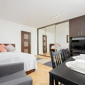 https://studio-warsaw-downtown.warsawhotelspoland.com